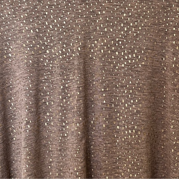 Jane & Delancey Metallic Gold Dot V-Neck Shirt with Tie Cap Sleeve Detail Large - Picture 5 of 6